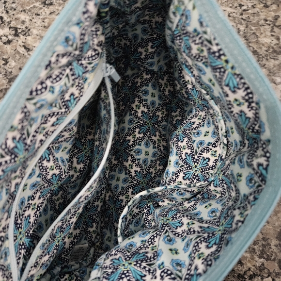 Vera Bradley Bag - Picture 7 of 11